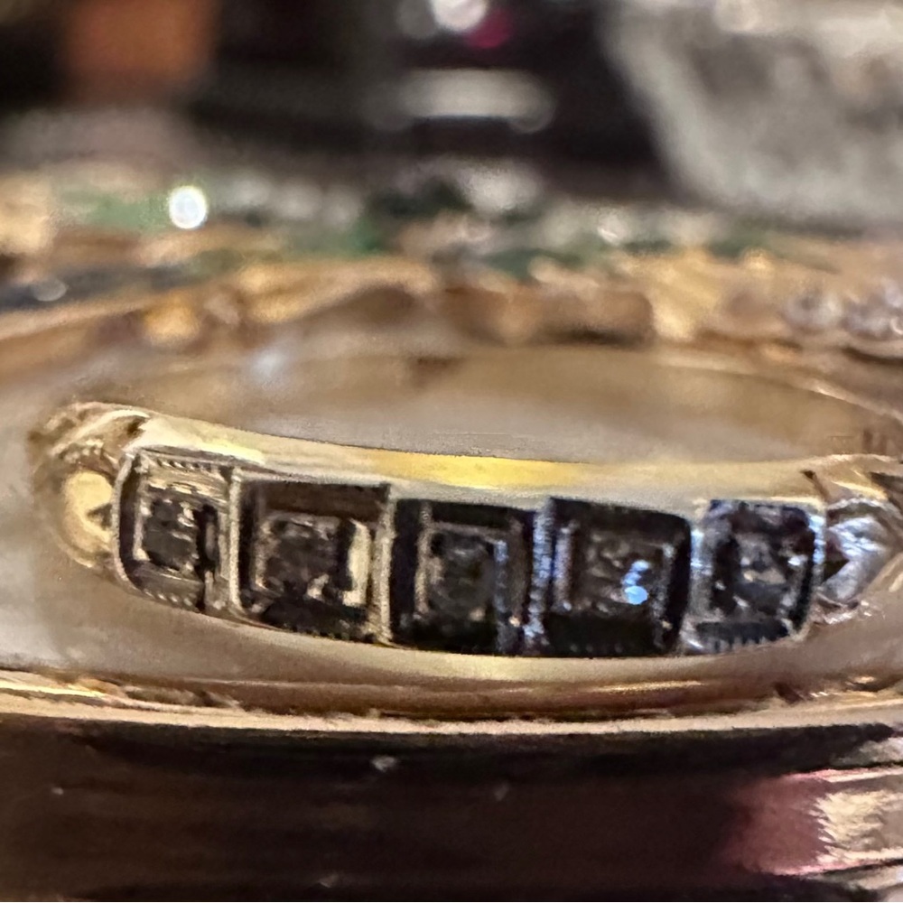 Antique 14k Solid Gold Ring With Five Stunning Di… - image 2